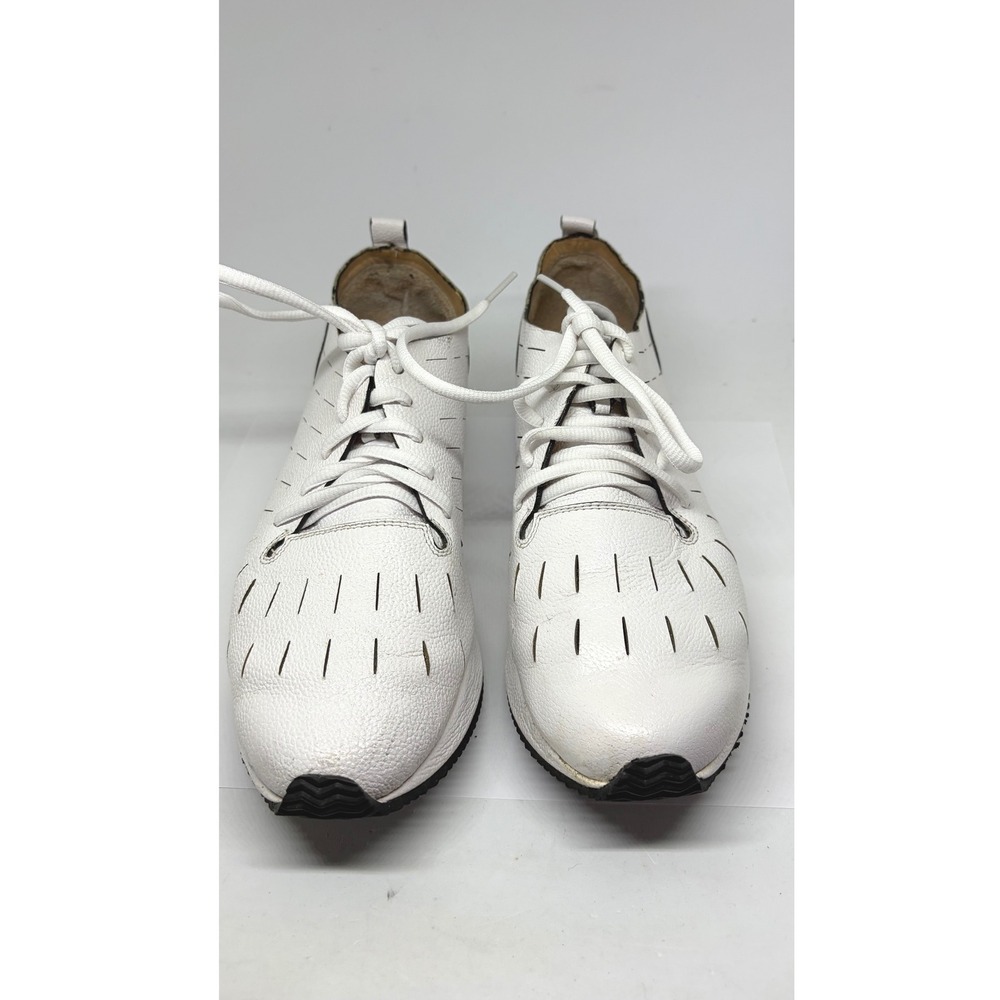 Patricia Nash Sneakers Womens 9 White Good Leather Laser Cut Lace Up Low Top